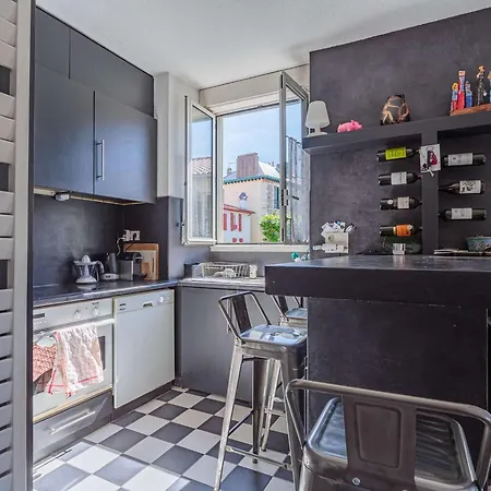 Cosy Au Coeur Des Halles De Biarritz, A 10 Min Des Plages, Avec Balcon Et Wifi Gratuit - Fr-1-3-609 Lejlighed *